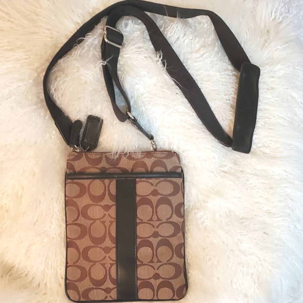 Coach messenger crossbody